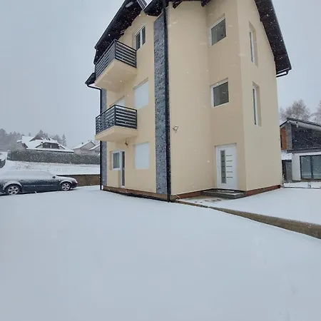 Janovic 1 Apartment